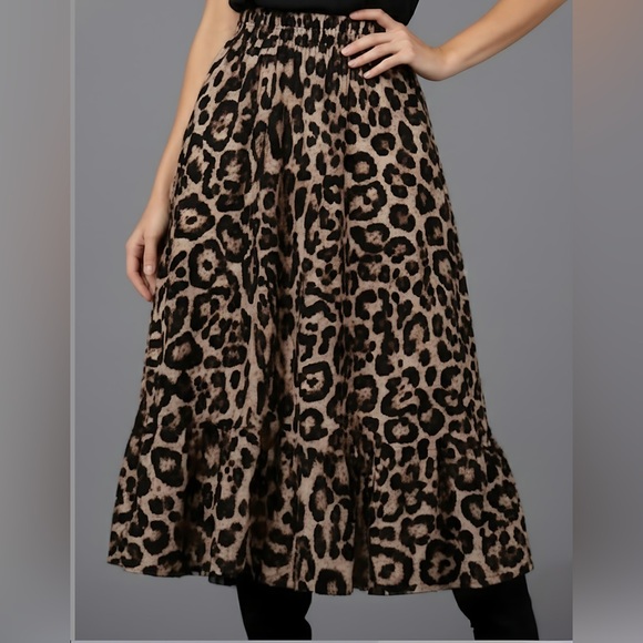 Leopard Print Ruffle Hem Skirt - Picture 2 of 6